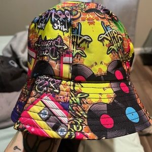 90s bucket hat